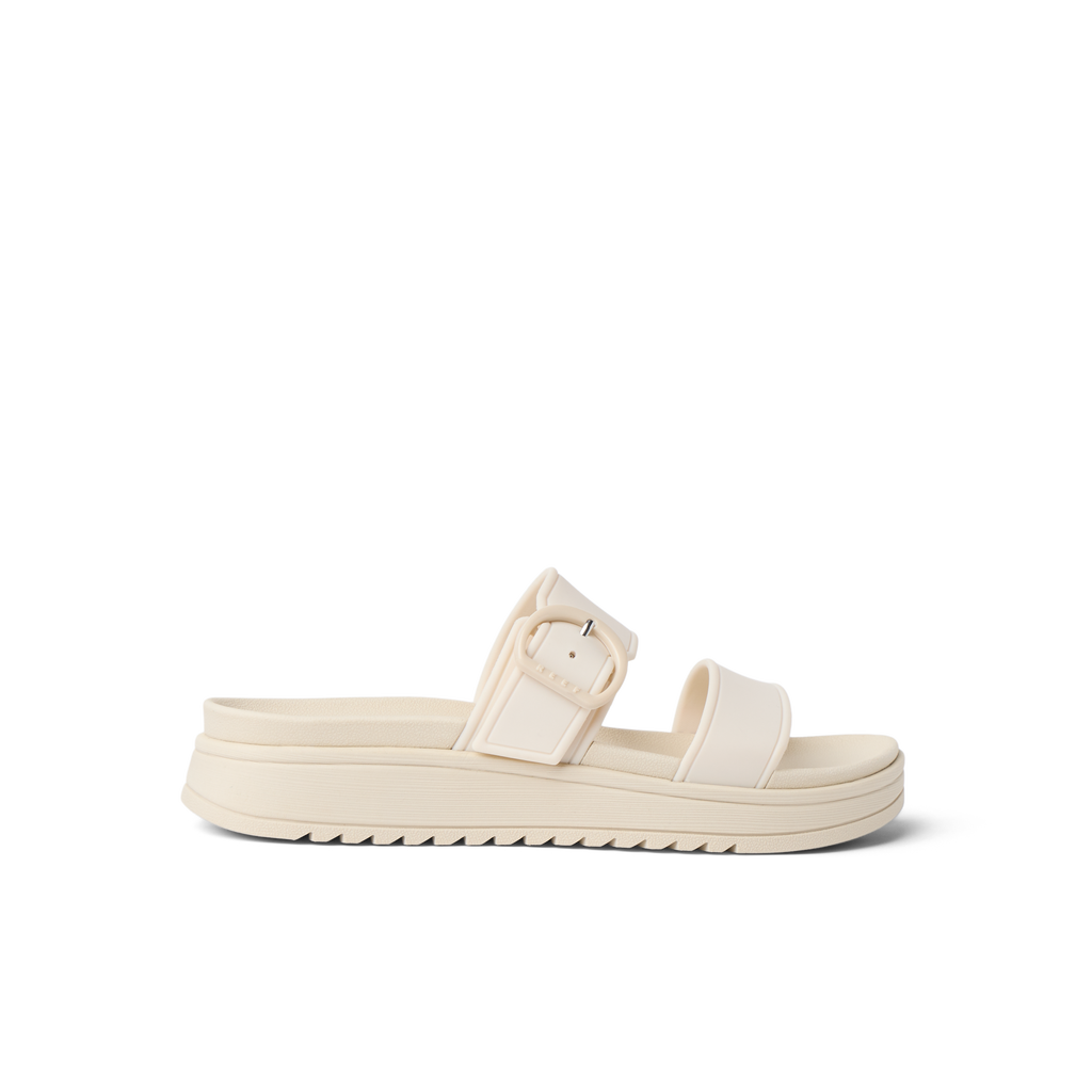Vista Capri left-facing women's sandal with adjustable buckle, cushioned sole, and water-friendly materials for beach comfort