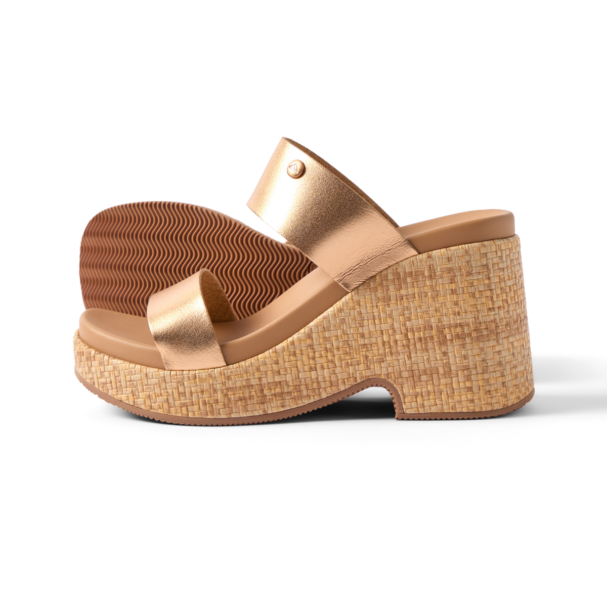 Sunset Ibiza women's sandal facing right with bronze straps, cushioned footbed, and woven platform heel for beach comfort.