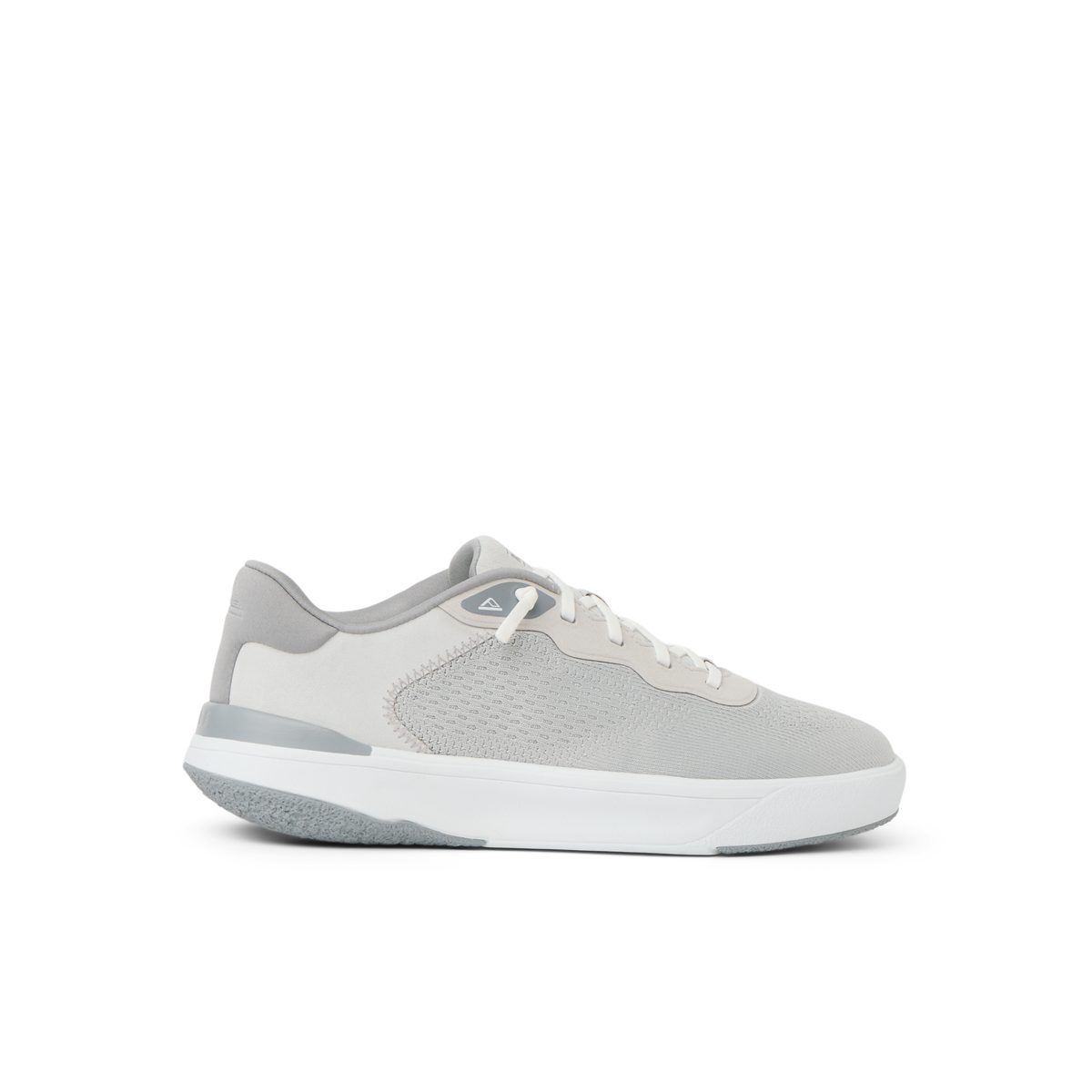 Side view of Shoreline Del Mar men's shoe in light grey, showcasing lightweight, cushioned sole and surf-inspired design.